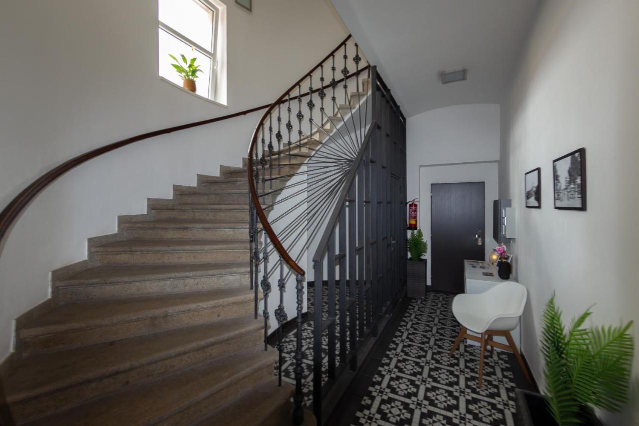 פודבראדי Penzion Apartmany Resident מראה חיצוני תמונה