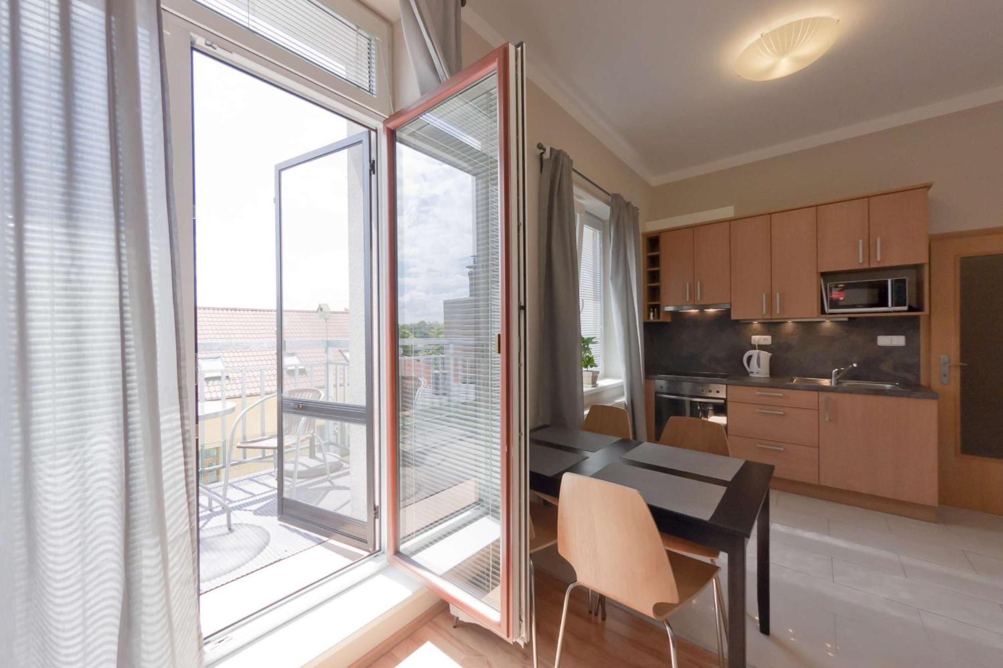 פודבראדי Penzion Apartmany Resident מראה חיצוני תמונה