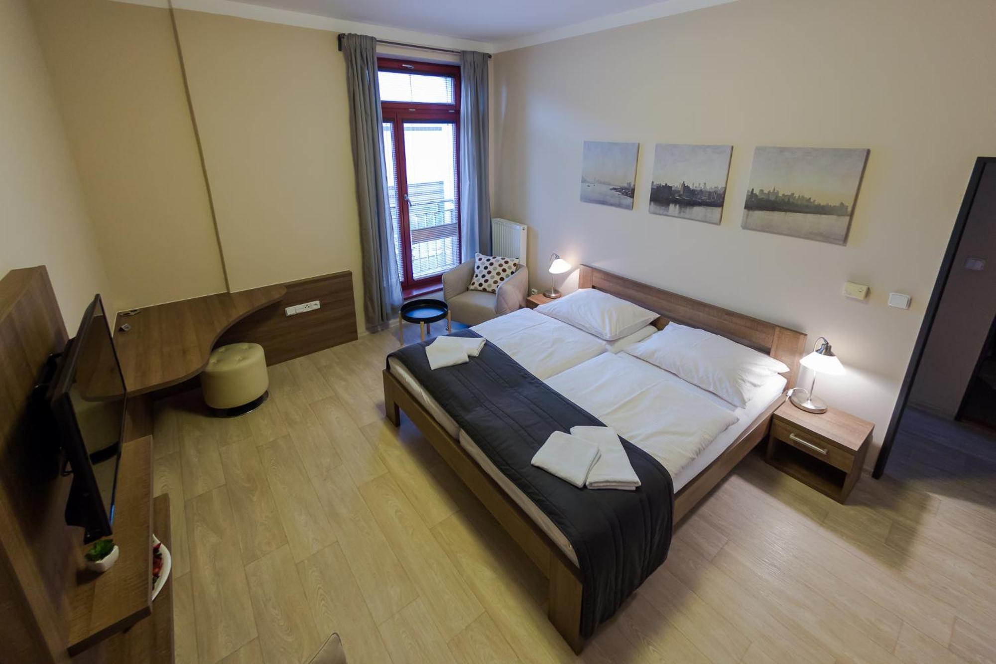פודבראדי Penzion Apartmany Resident מראה חיצוני תמונה