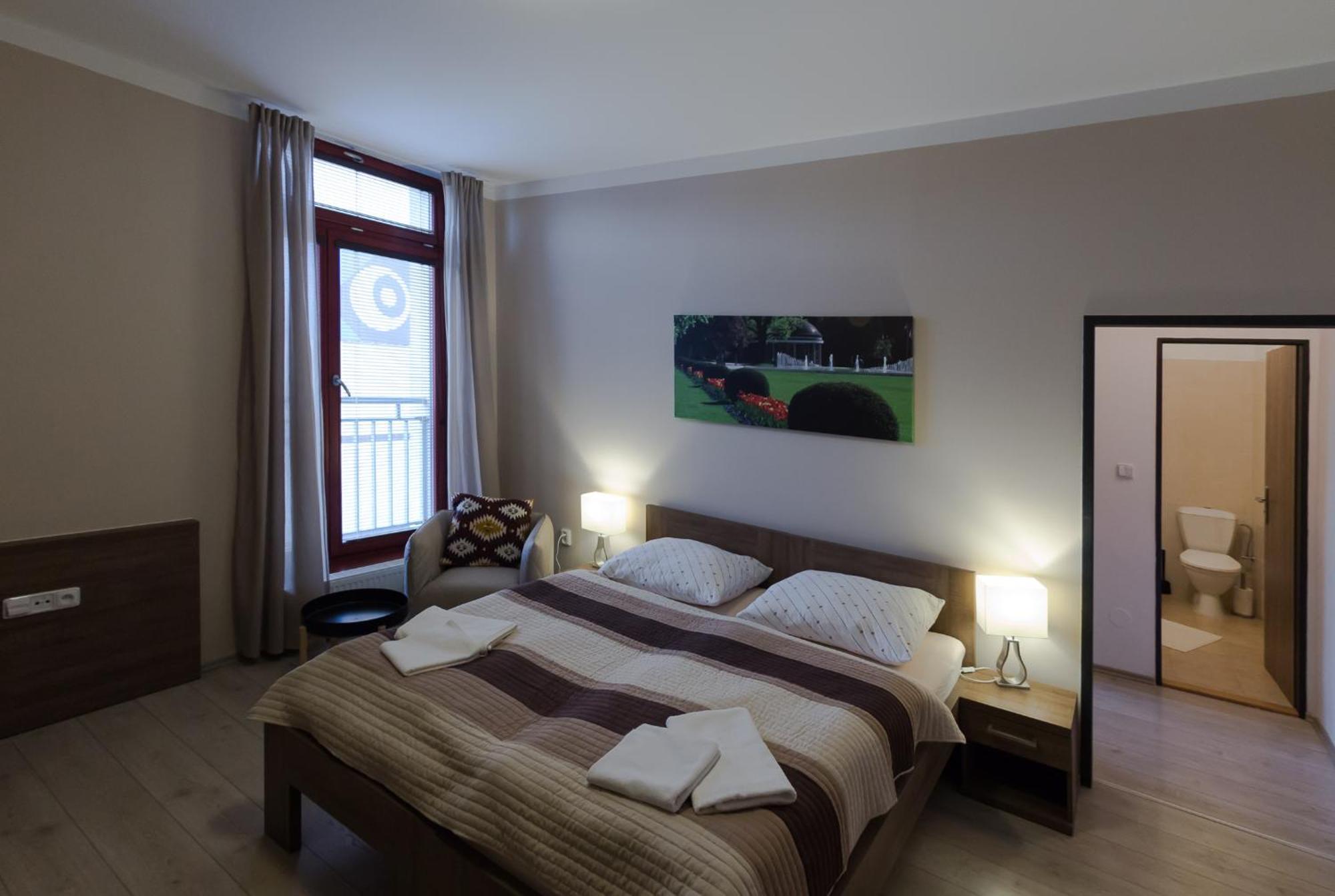 פודבראדי Penzion Apartmany Resident מראה חיצוני תמונה