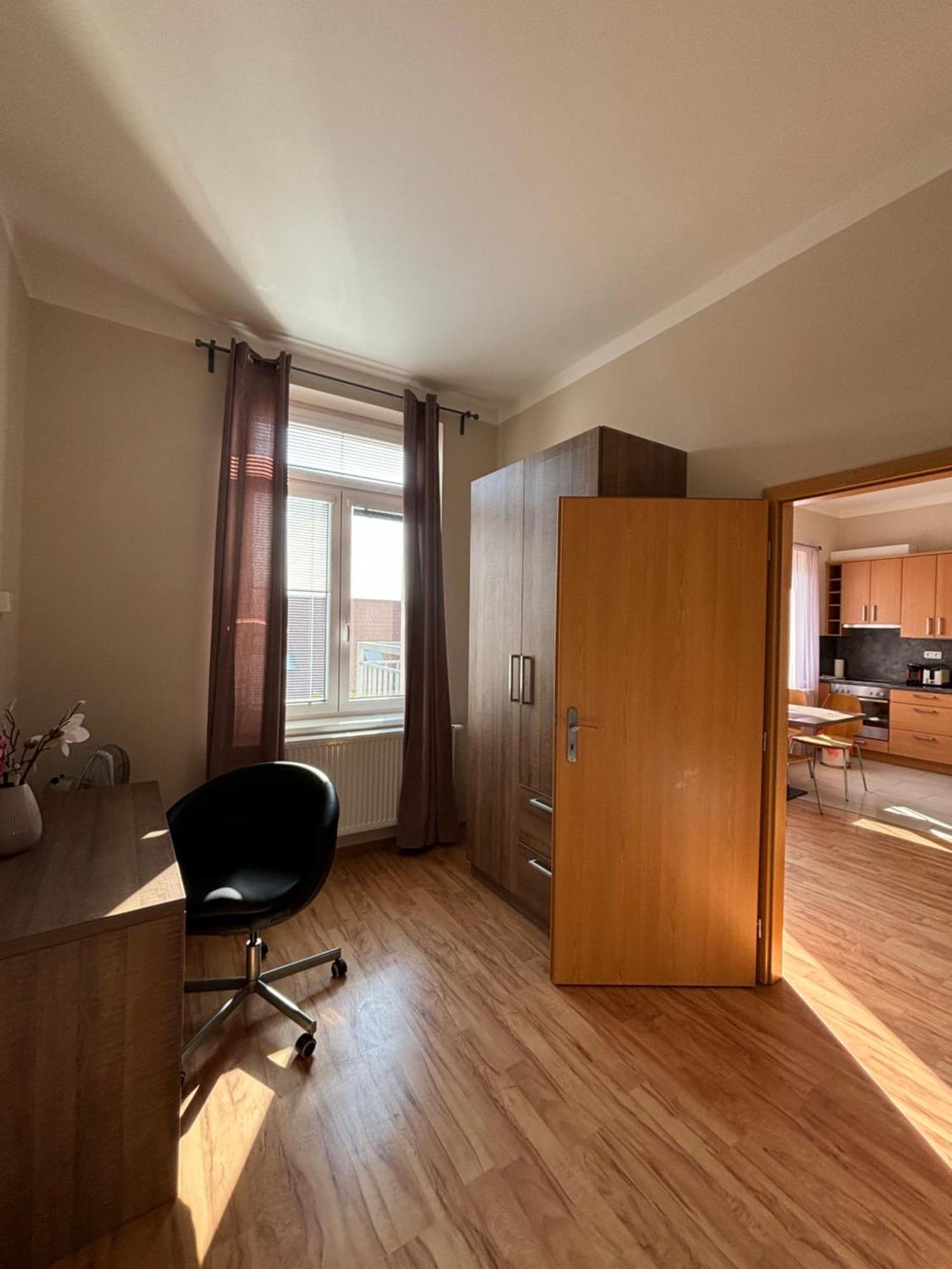 פודבראדי Penzion Apartmany Resident מראה חיצוני תמונה