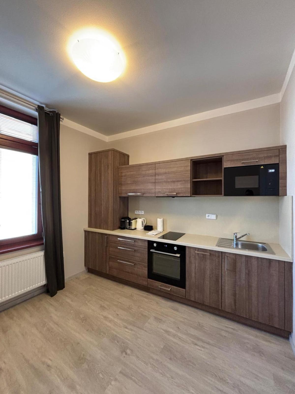 פודבראדי Penzion Apartmany Resident מראה חיצוני תמונה